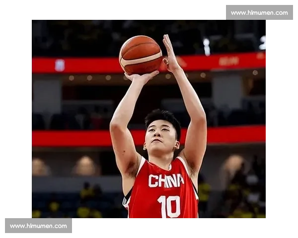 男篮迎战美国队背水一战展现年轻力量与拼搏精神赛场蜕变之路关键